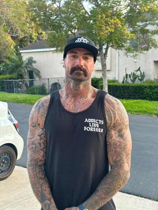 Addicts live forever men’s black tank top